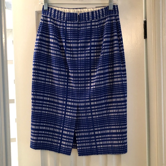Banana republic pencil skirt - Picture 2 of 6